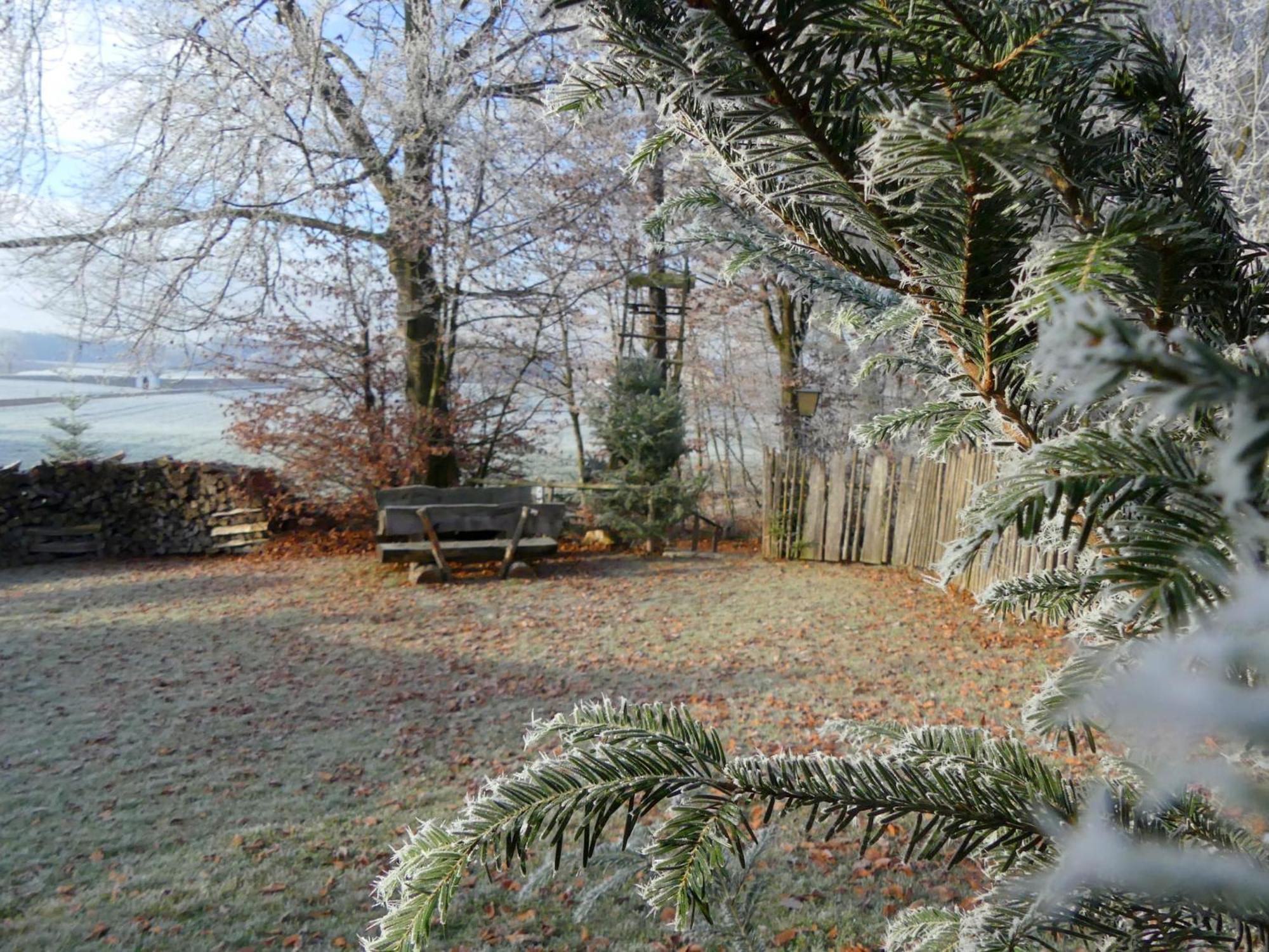 Eco Friendly Chalet Near The Lake In Asten Tittmoning المظهر الخارجي الصورة